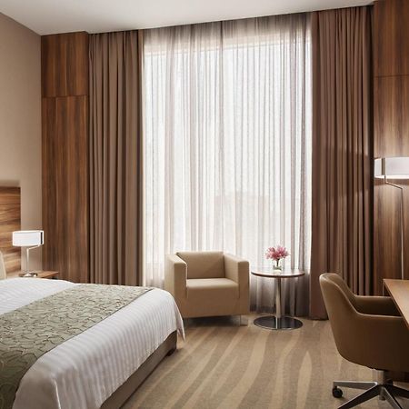 Bay La Sun Hotel And Marina - Emaar King Abdullah Economic City Buitenkant foto A room at the hotel