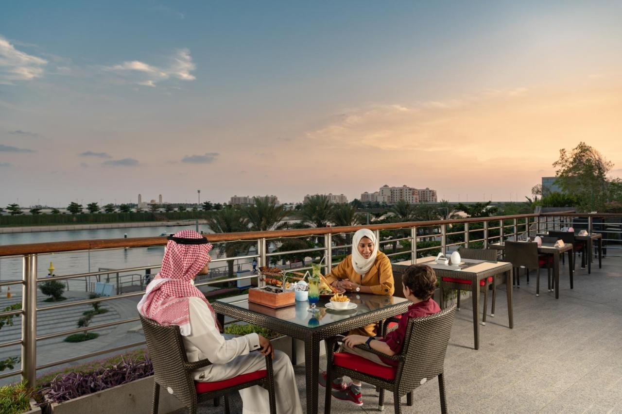 Bay La Sun Hotel And Marina - Emaar King Abdullah Economic City Buitenkant foto View of the River