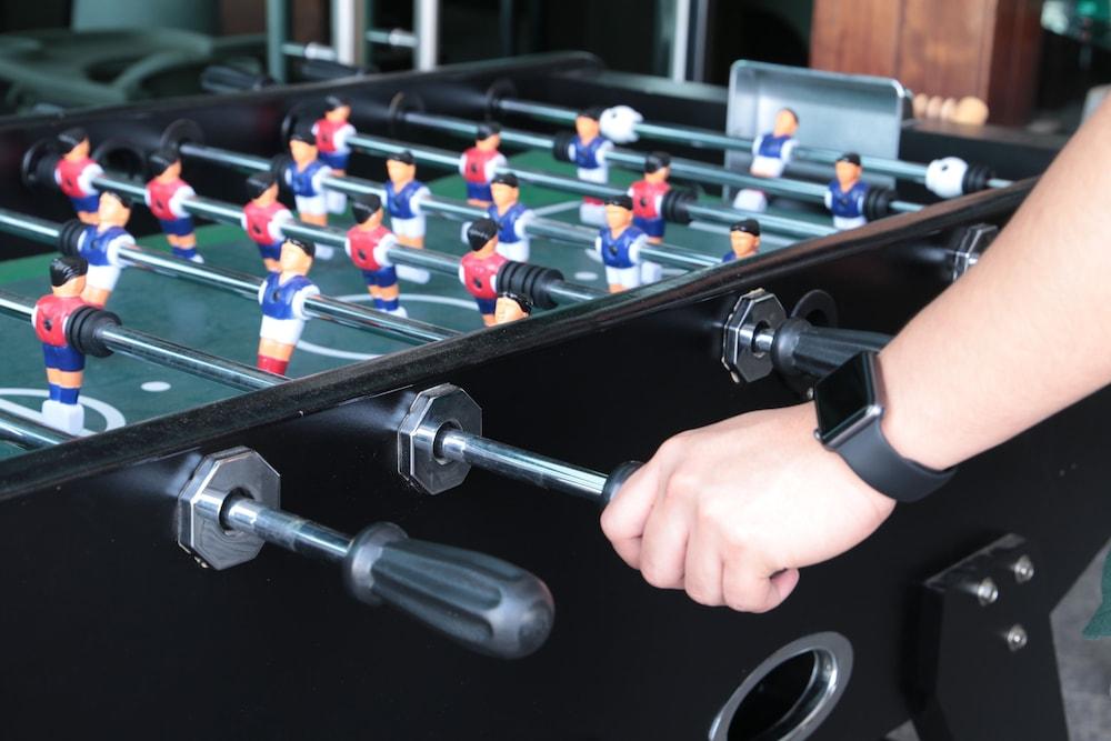 Bay La Sun Hotel And Marina - Emaar King Abdullah Economic City Buitenkant foto A table football player