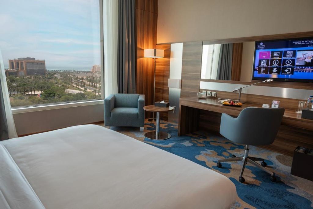 Bay La Sun Hotel And Marina - Emaar King Abdullah Economic City Buitenkant foto A room at the hotel