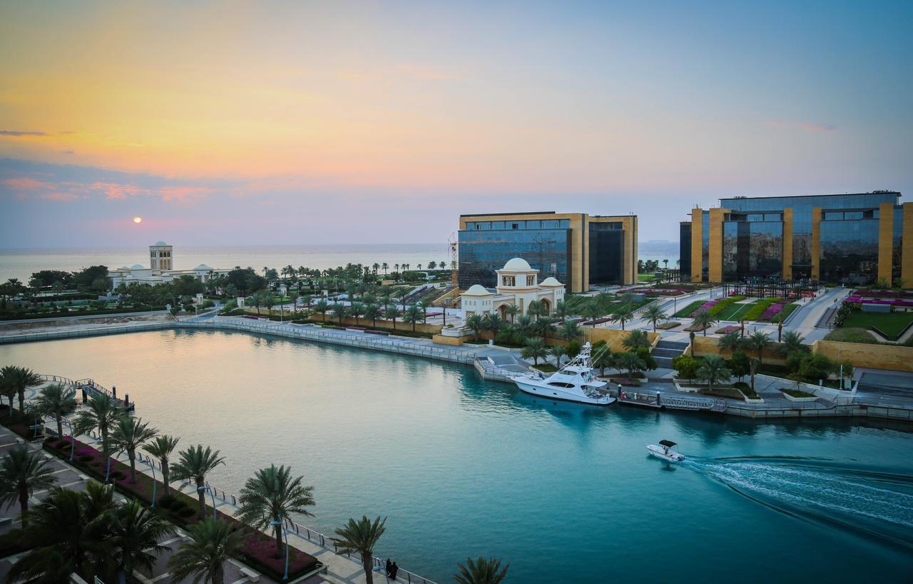 Bay La Sun Hotel And Marina - Emaar King Abdullah Economic City Buitenkant foto Al Biryani House, Jumeirah